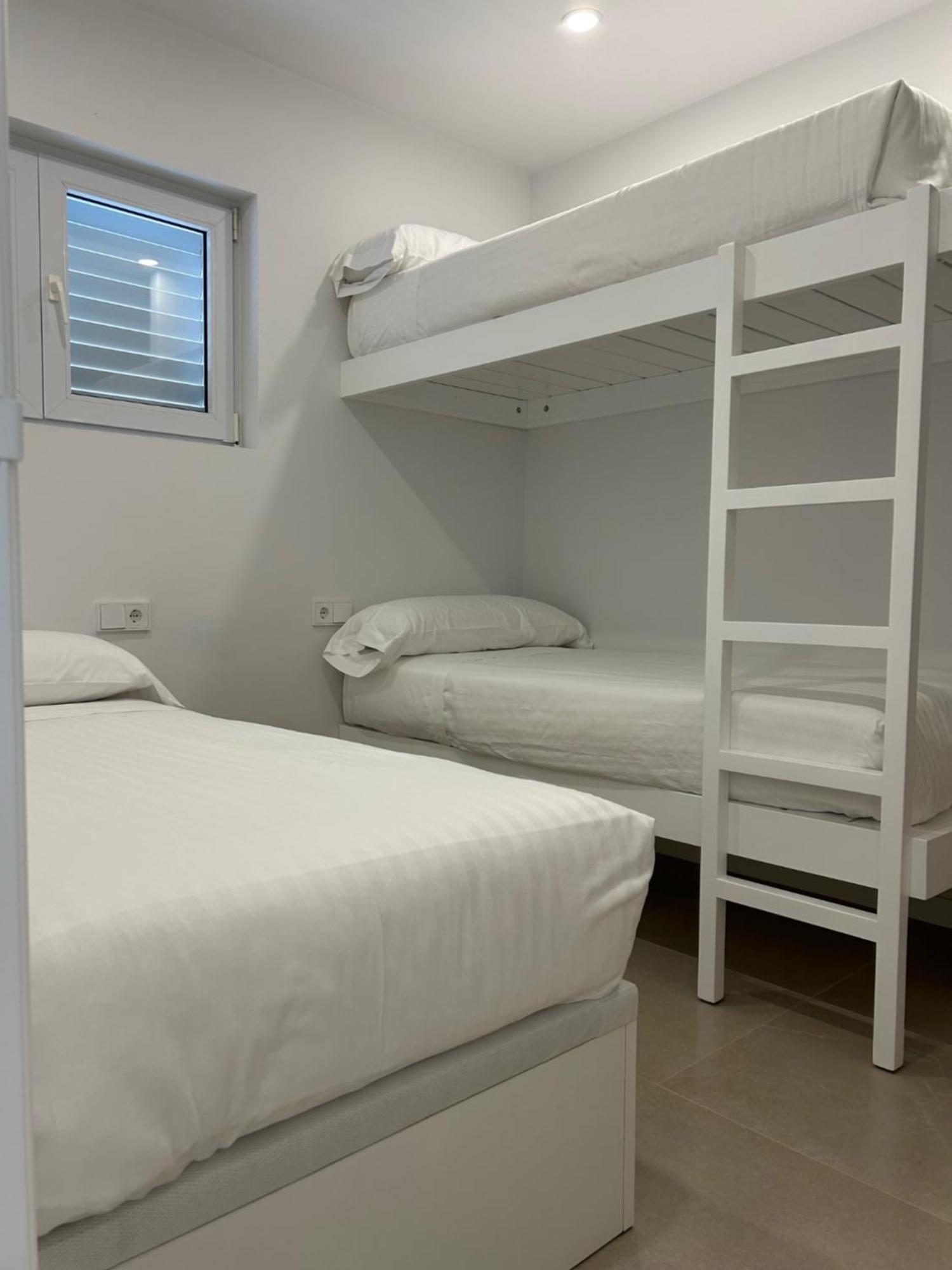 Apartamento Almadraba Roses Exterior photo